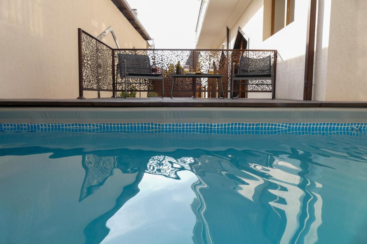 Garuda Boutique Hotel Sukhumi Exterior photo